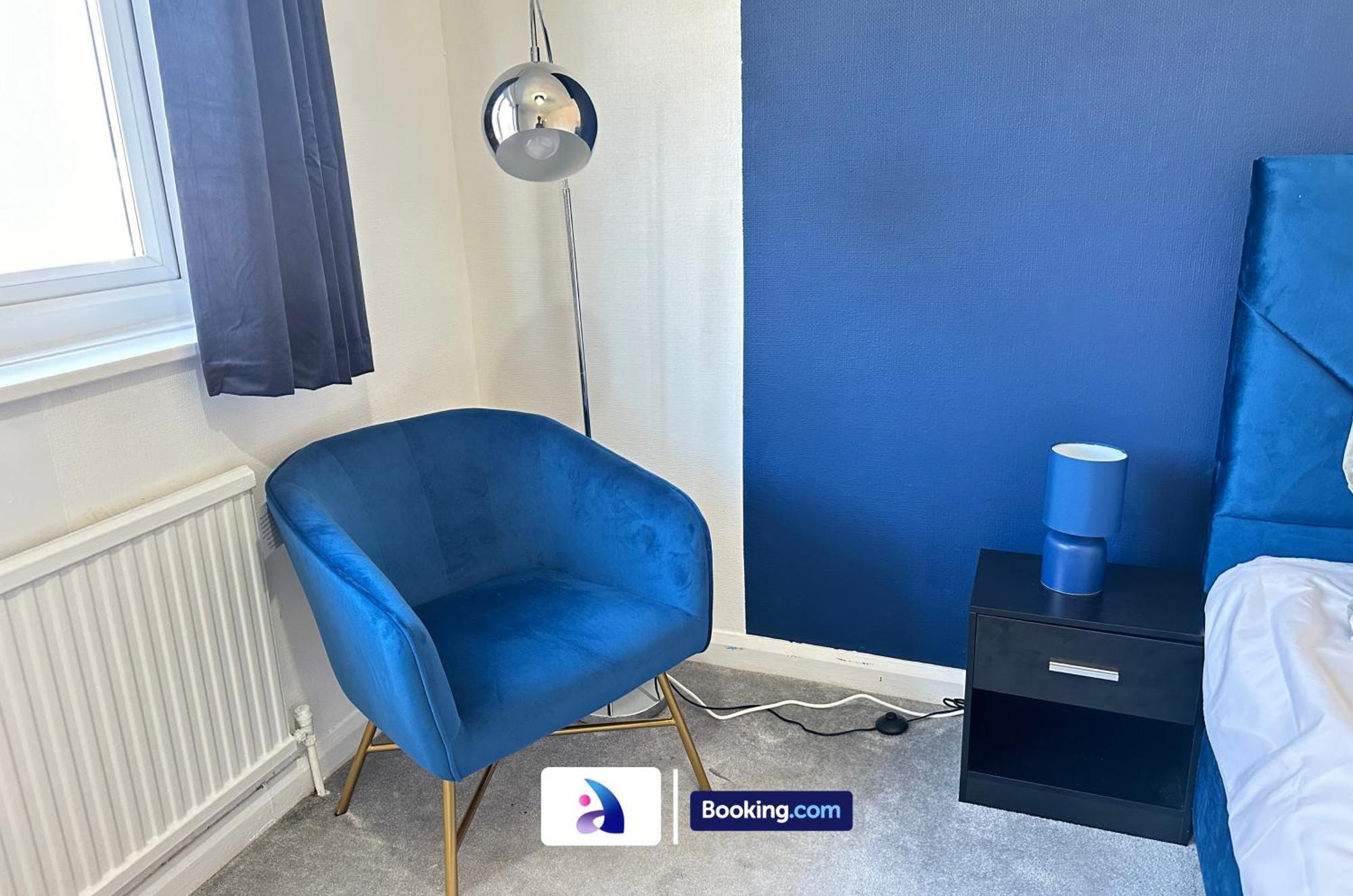 Сasa de vacaciones Discounted - 3-bed By Avalora Short Lets & Serviced Old Trafford With Pool & Tennis Table - Driveway Mánchester